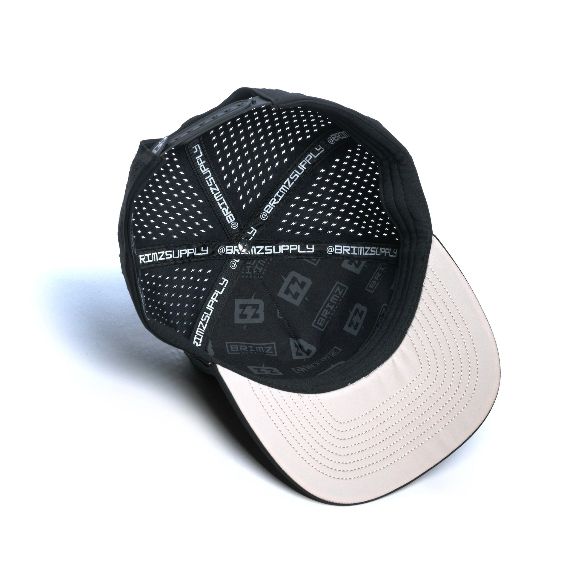 Minimalist Golf Performance Hat - Magnetic Brim & Tee Holder Brimz Supply