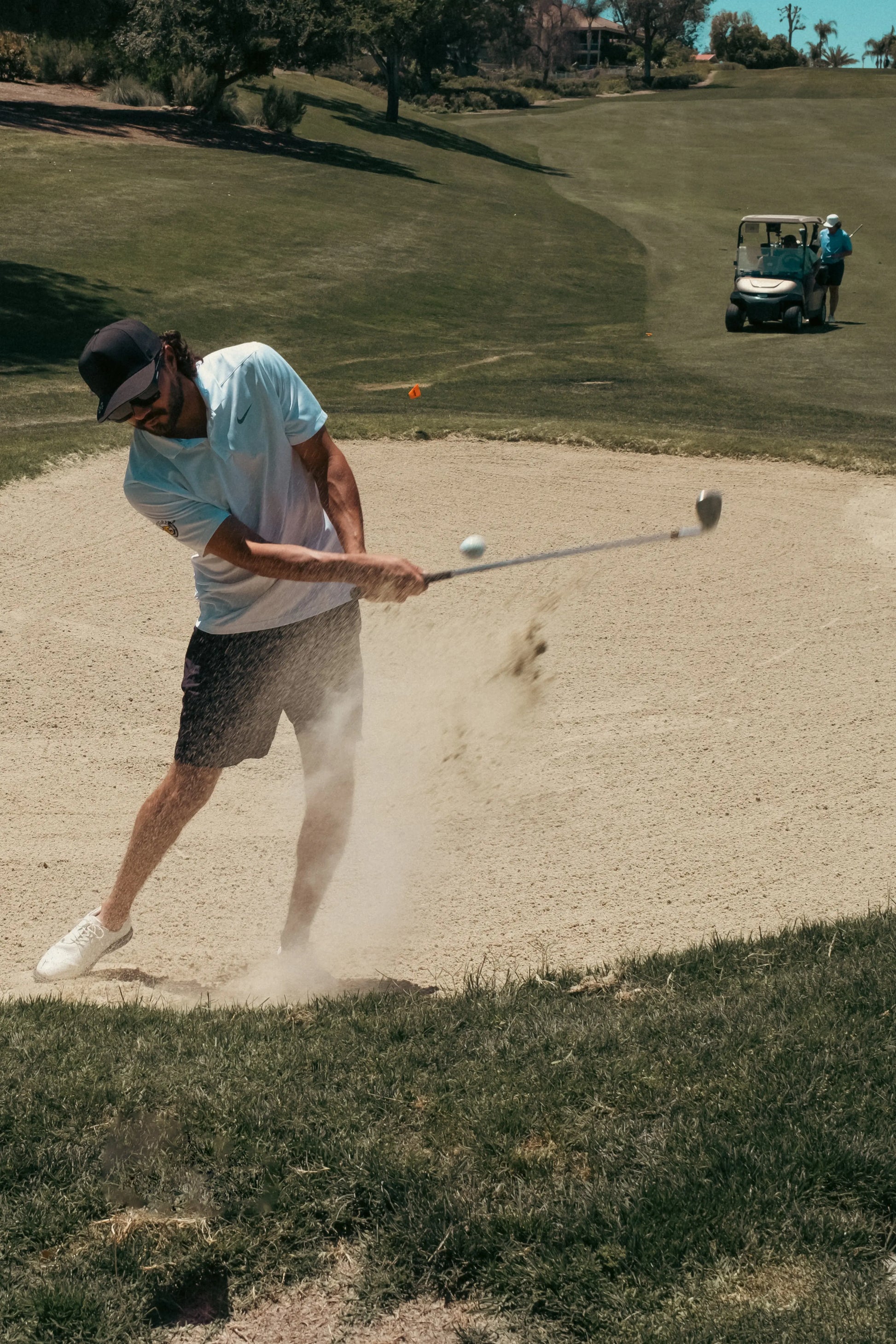 Minimalist Golf Performance Hat - Magnetic Brim & Tee Holder Brimz Supply